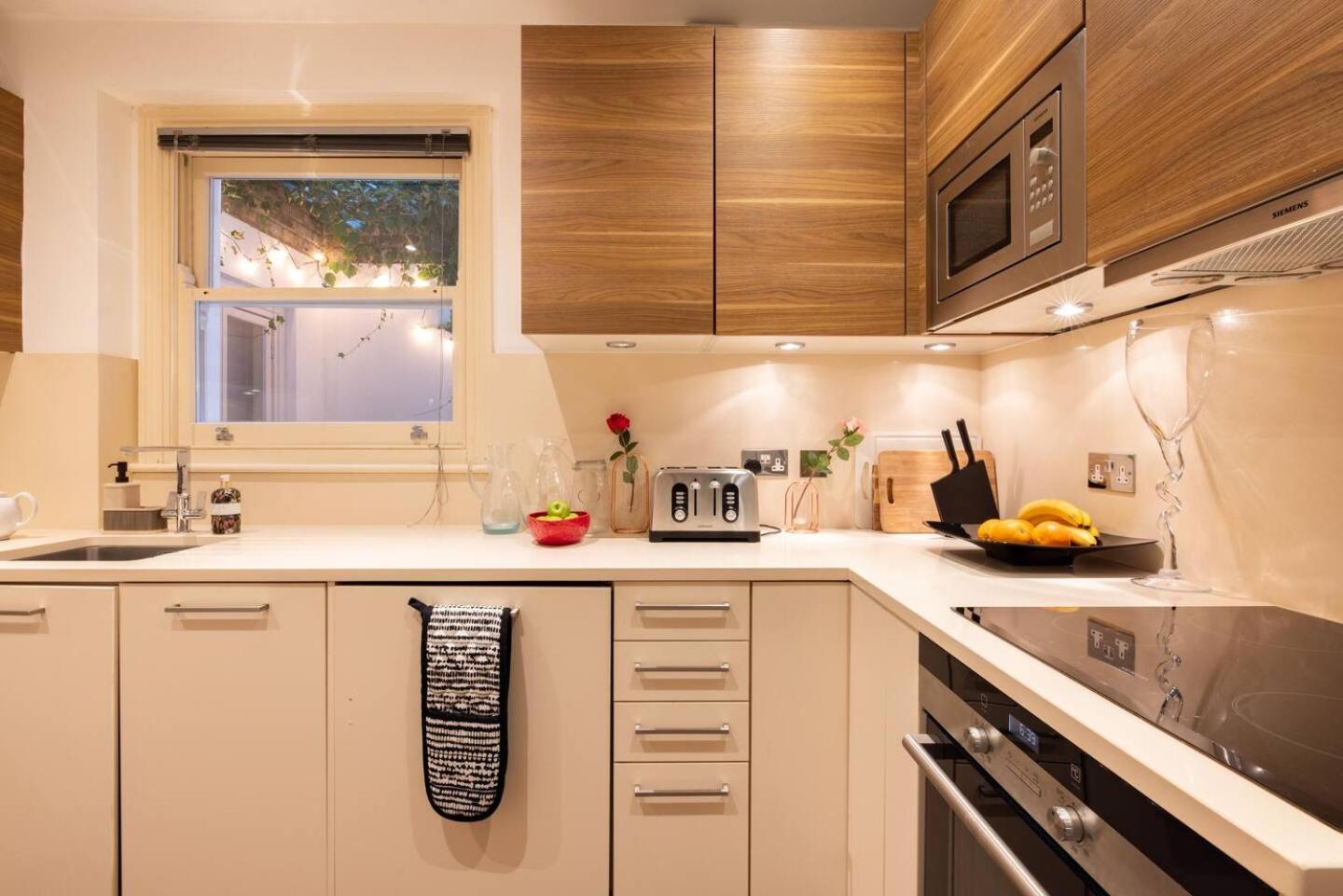 Niru Experience Serene Garden Haven Duplex * Londra